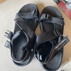 Ozark Trail Black Sandals Comfortable Casual Footwear